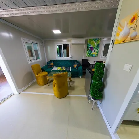 Апартаменты Tiny House Ljiljan