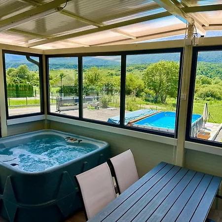 Апартаменты Tiny House Ljiljan Бихач